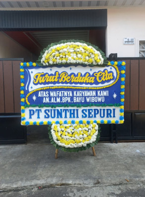 Papan Bunga Duka di Sarapat