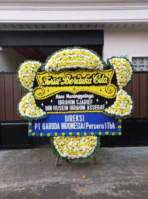 Papan Bunga Duka di Sarapat