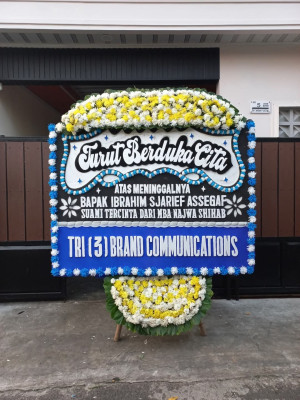 Papan Bunga Duka di Sarapat